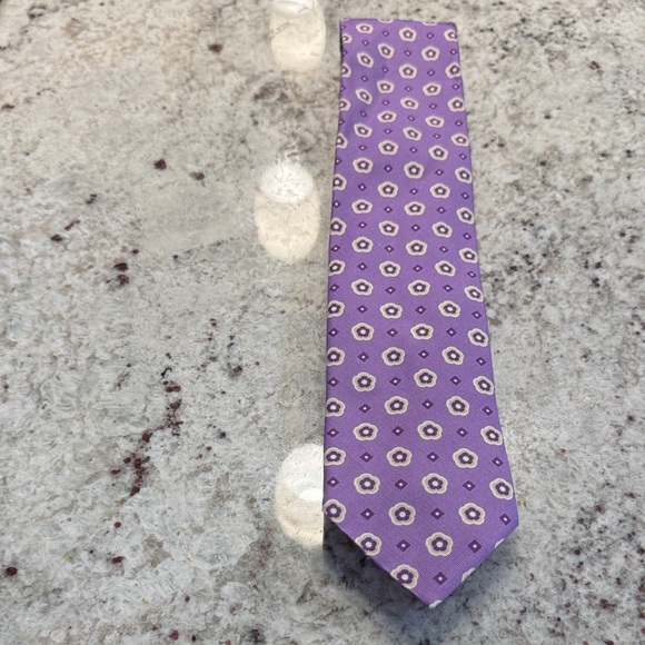 Peter Millar Other - Peter Millar Lavender Geometric Men's Tie 100% Silk Made in Italy